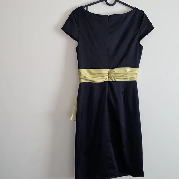 BCBG black satin yellow vintage 1950’s style bow detail cocktail dress - Picture 4 of 17